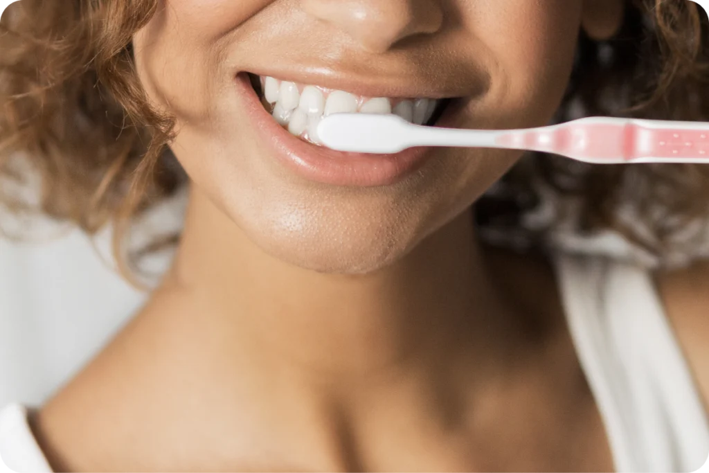 adobestock Maladie des gencives : la parodontite Dentistes et ophtalmologue à Saint-Ouen-sur-Seine