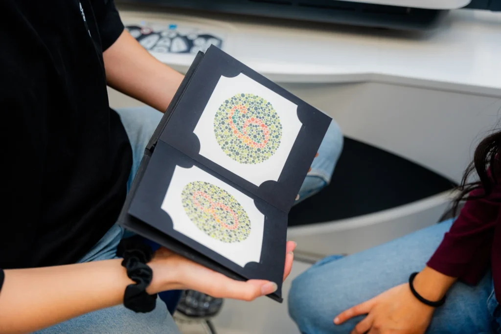 docks clinic Ophtalmologie Dentistes et ophtalmologue à Saint-Ouen-sur-Seine