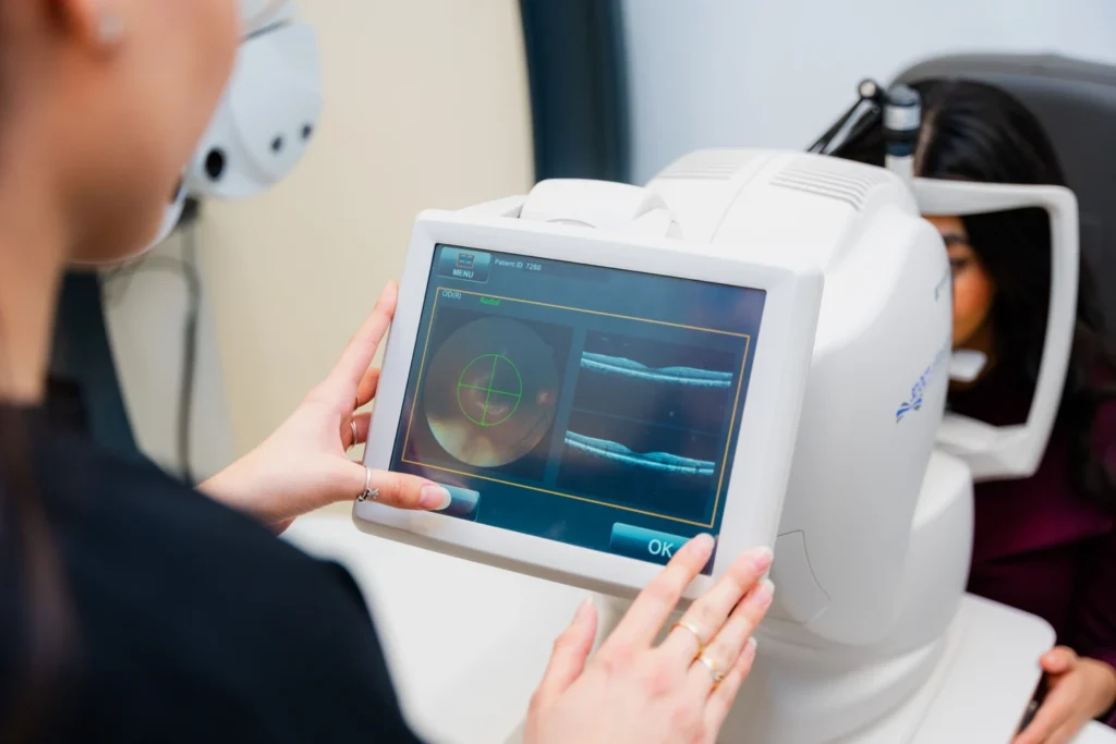 docks clinic Ophtalmologie Dentistes et ophtalmologue à Saint-Ouen-sur-Seine