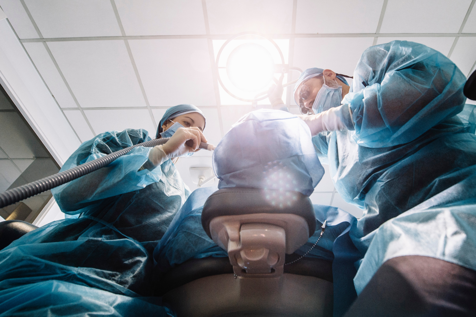 intervention dentaire implants Nos technologies Dentistes et ophtalmologue à Saint-Ouen-sur-Seine